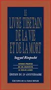 Couverture du livre 'Le Livre tibétain de la vie et de la mort' de Sogyal Rinpoché.